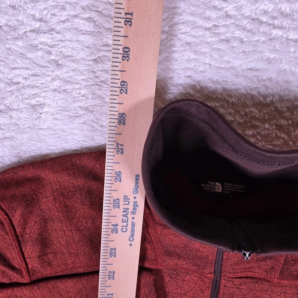 NEW The North Face 1/4 Zip Pullover Mens S/P Red Brown Geometric L/S NF0A37JV